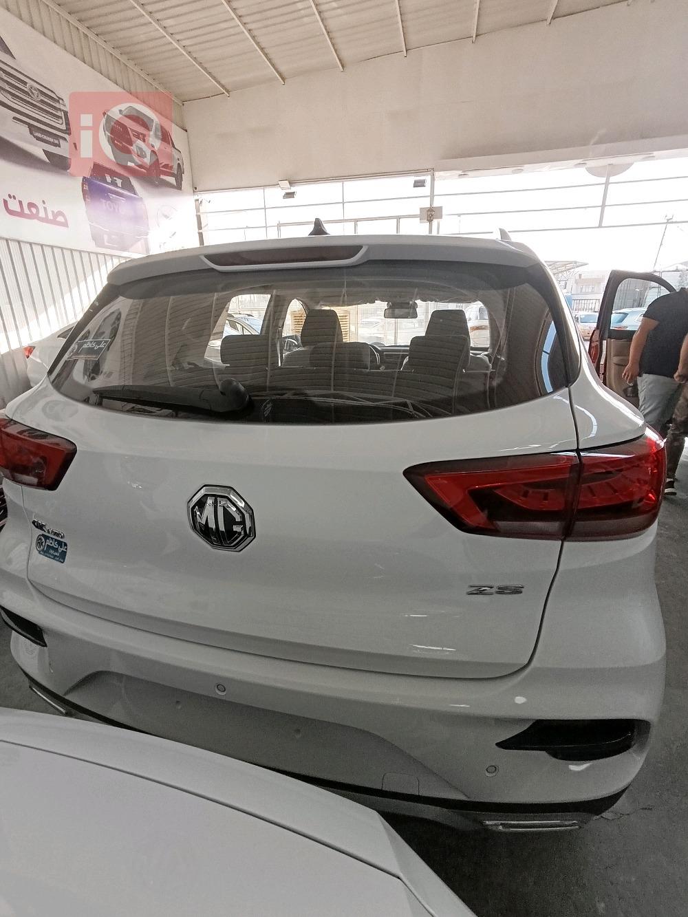 MG ZS